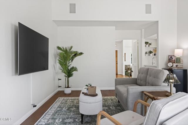 Detail Gallery Image 17 of 65 For 501 High Point Dr, Ventura,  CA 93003 - 4 Beds | 2/1 Baths