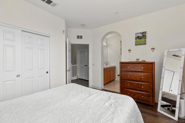 712 Spinnaker Point Terrace, San Diego CA: https://media.crmls.org/mediaz/ab2b2de7-827e-4902-9c79-1efcd5d34e38.jpg