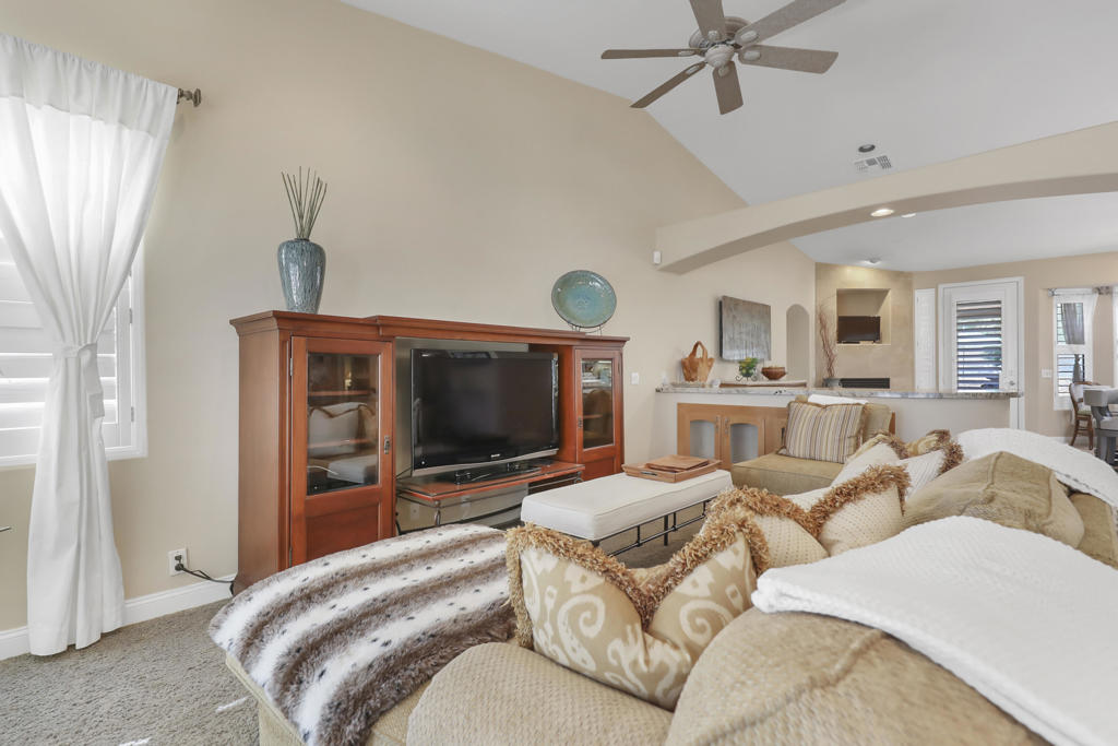 MLS #219136122DA image #9