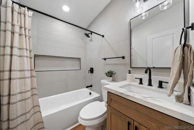 661 Concepcion, Spring Valley CA: https://media.crmls.org/mediaz/ab2c6ab1-8760-41fb-beab-5cb36ab86f50.jpg