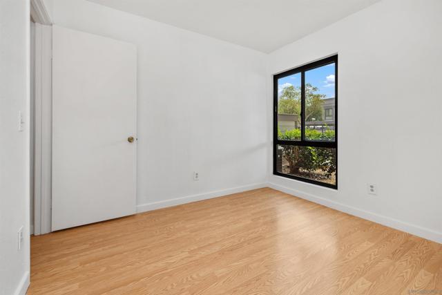 9120 GRAMERCY DR, San Diego CA: https://media.crmls.org/mediaz/ab2d261d-8c2a-473d-b2d3-6aea6d5ed32a.jpg