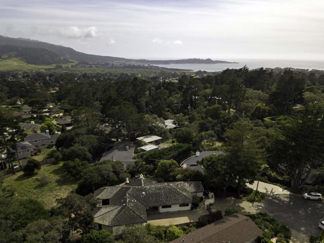 Detail Gallery Image 34 of 38 For 3540 Oak Pl, Carmel,  CA 93923 - 4 Beds | 3 Baths