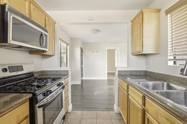 Detail Gallery Image 10 of 17 For 8215 Jade Coast Rd #82,  San Diego,  CA 92126 - 1 Beds | 1 Baths