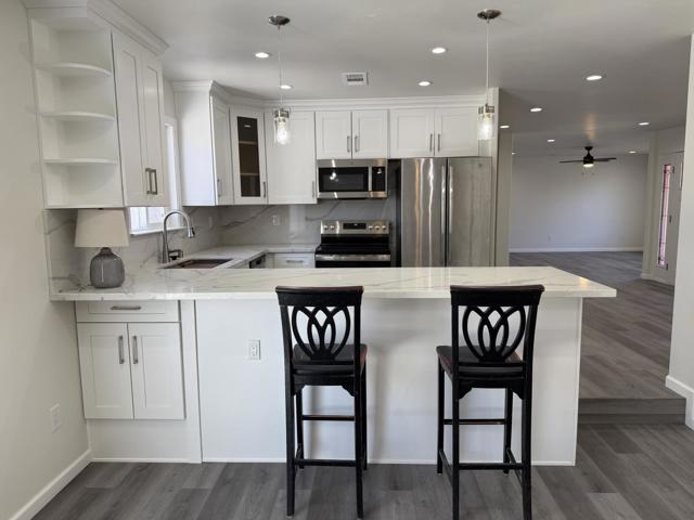 7604 Los Padres Court, Gilroy CA: https://media.crmls.org/mediaz/ab317339-4641-4f40-af17-0bea10a4965b.jpg