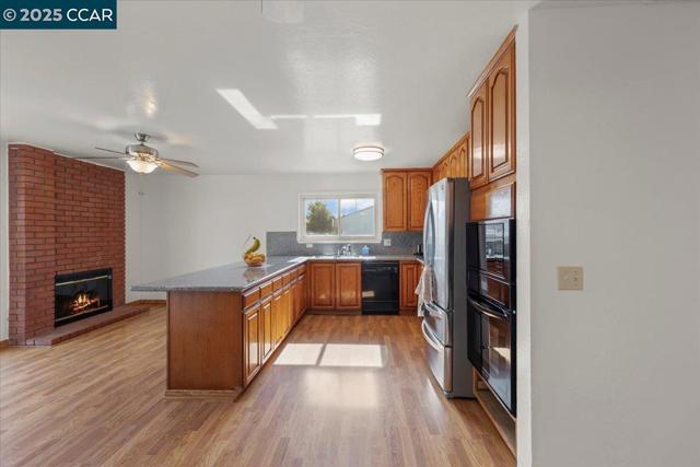 316 Meadows Dr, Vallejo CA: https://media.crmls.org/mediaz/ab3208d5-a370-4967-8728-f951241f498d.jpg