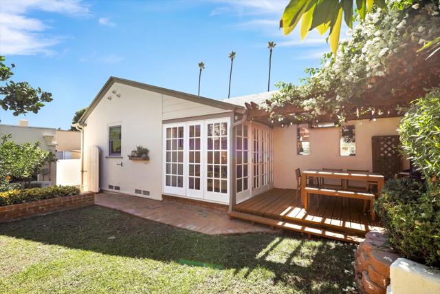 Detail Gallery Image 27 of 42 For 1818 Sunset Blvd, –,  CA 92103 - 2 Beds | 2 Baths