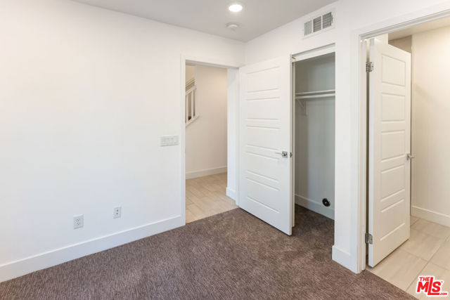 5258 Bainbridge Place photo 20