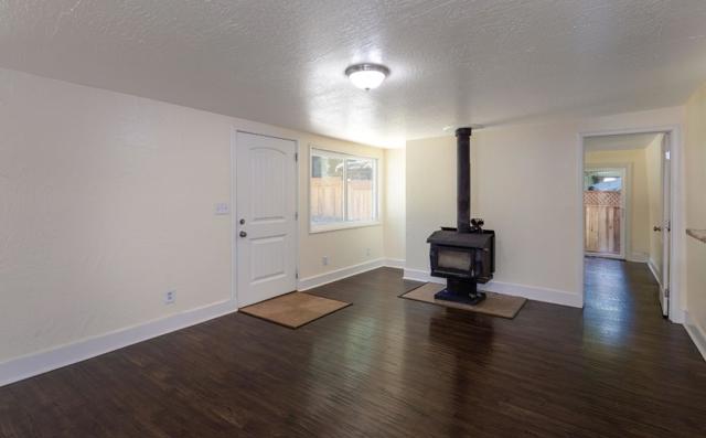 152 Lorenzo Lane, Boulder Creek CA: https://media.crmls.org/mediaz/ab3389c2-5671-44e4-95be-075e6ae495d6.jpg