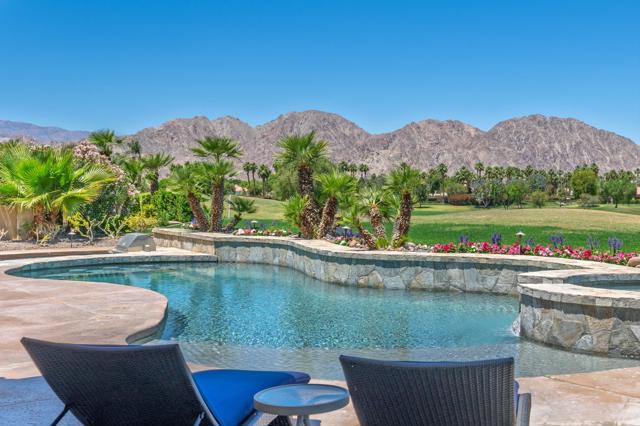 81080 Shinnecock, La Quinta CA: https://media.crmls.org/mediaz/ab33b6b3-3ad0-428e-aead-9a26cbe44e46.jpg