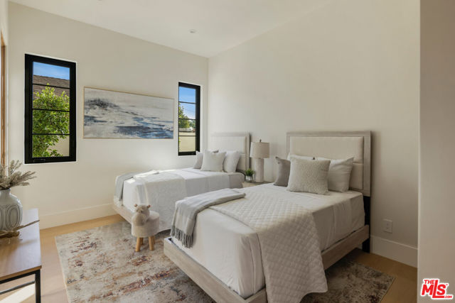 4029 East Boulevard, Los Angeles CA: https://media.crmls.org/mediaz/ab35a394-58af-4b7f-bb4e-3b607efe4c3a.jpg