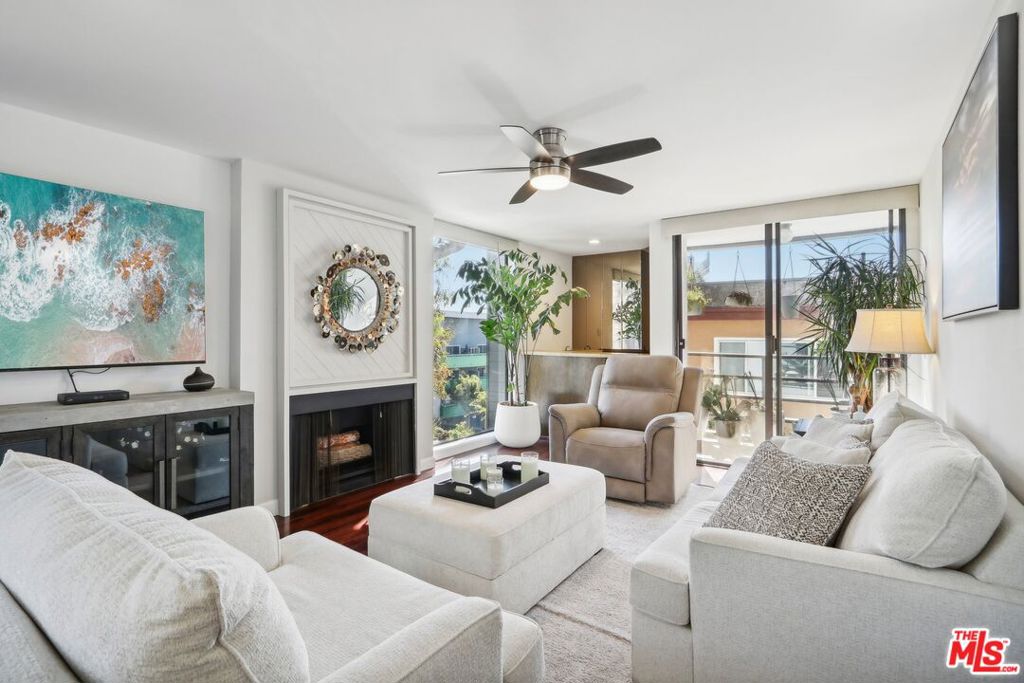 1215 N Olive Drive #203
