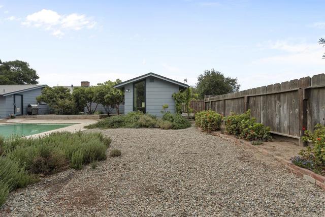 43002 Arroyo Seco Road, Soledad CA: https://media.crmls.org/mediaz/ab35d8b4-0a3f-4ebe-9219-ea99f7d234ec.jpg
