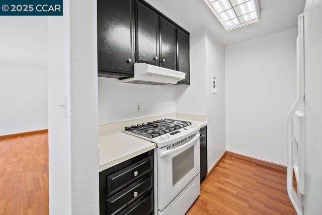 2032 Sierra Road, Concord CA: https://media.crmls.org/mediaz/ab35d9b3-5a89-45e6-aec0-30415931c9aa.jpg