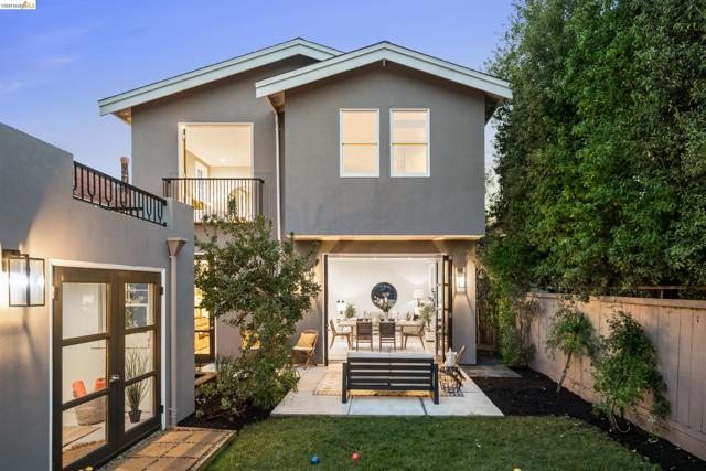 Image 42 of 49 For 636 56th St  