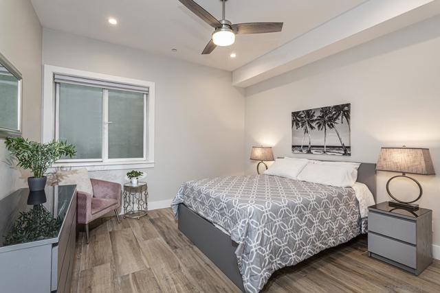 617 9Th St, Coronado CA: https://media.crmls.org/mediaz/ab36948c-26cf-45b4-a65a-6de2152adee0.jpg