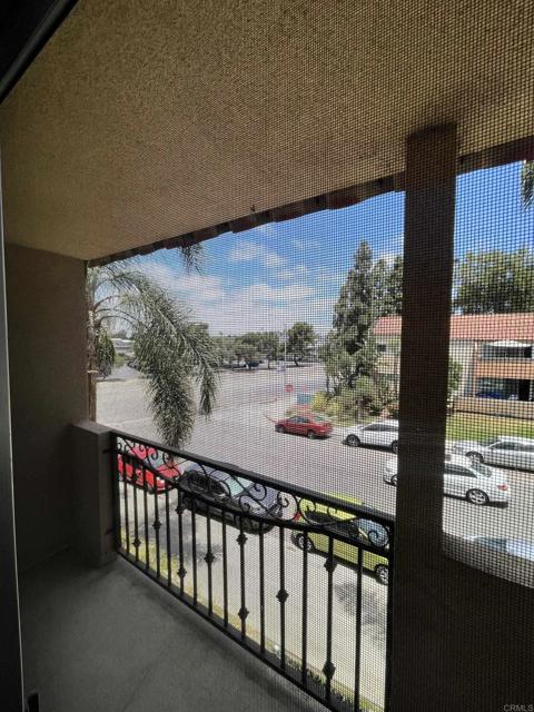 Detail Gallery Image 6 of 9 For 7555 Linda Vista #31,  San Diego,  CA 92111 - 1 Beds | 1 Baths