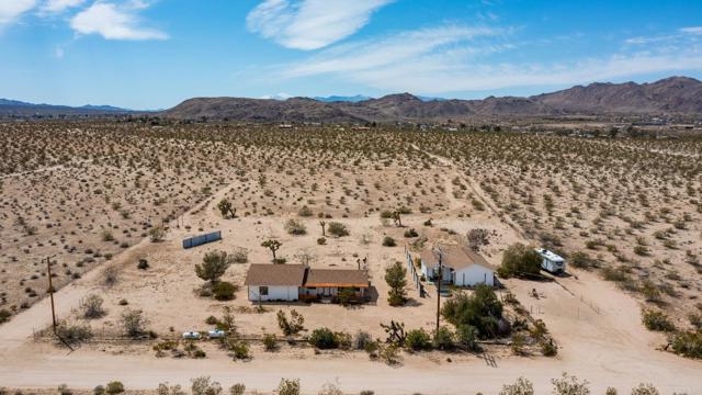 5438 Center Avenue, Joshua Tree, California 92252, 4 Bedrooms Bedrooms, ,3 BathroomsBathrooms,Residential,For Sale,5438 Center Avenue,CRNDP2402382