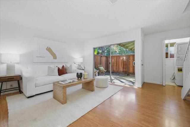 5751 Birch Terrace, Fremont CA: https://media.crmls.org/mediaz/ab388ec4-edd6-4687-b5b8-0d1557b5a291.jpg