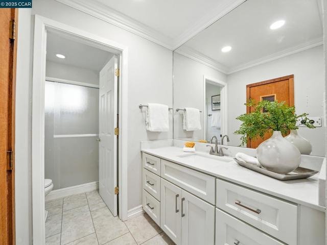1804 Piedras Circle, Alamo CA: https://media.crmls.org/mediaz/ab3940cf-cdea-4e55-9479-4137b139d781.jpg