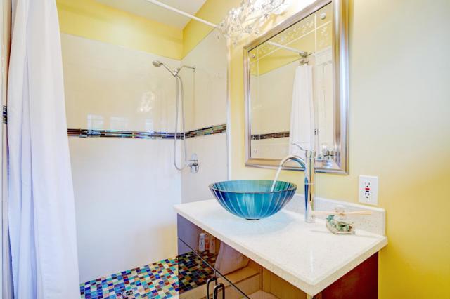 780 S El Monte Avenue, Los Altos CA: https://media.crmls.org/mediaz/ab397e9c-e627-4418-8400-6d9312f959e7.jpg