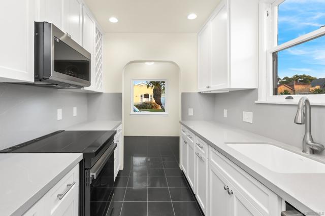 1430 Golden Gate Drive, San Diego CA: https://media.crmls.org/mediaz/ab39b8d9-35bd-4ae8-bfb9-ac14c97d0ecb.jpg