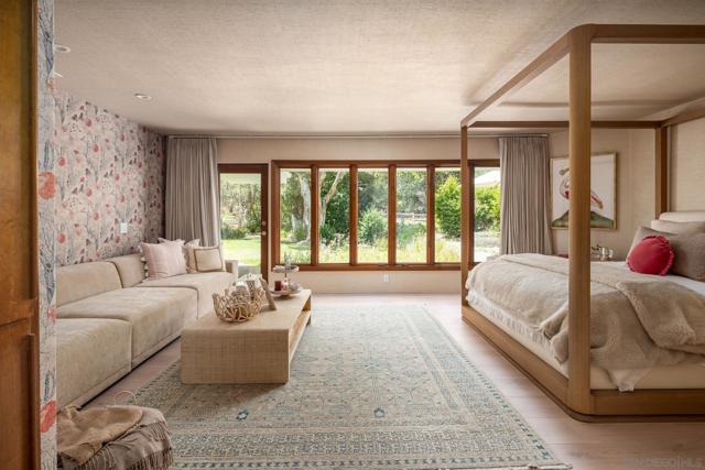 17310 Calle Mayor, Rancho Santa Fe CA: https://media.crmls.org/mediaz/ab3ade5f-c6b9-41cb-a01d-c4ef63bb0087.jpg