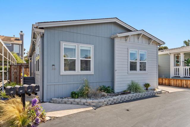34 Primrose Street, Aptos CA: https://media.crmls.org/mediaz/ab3bab91-316d-4da3-8409-65d67b9e5113.jpg