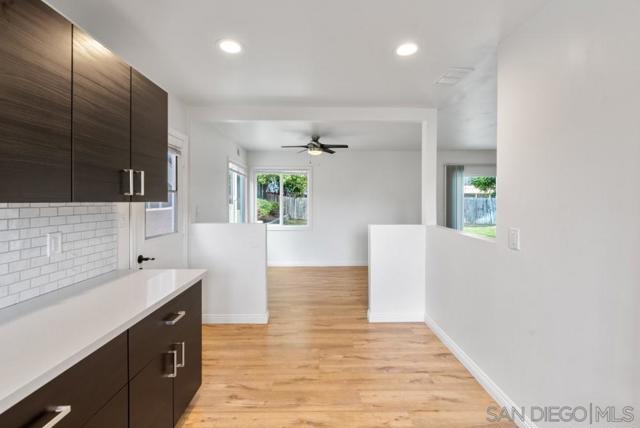 4413 Mount Castle Ave, San Diego CA: https://media.crmls.org/mediaz/ab3c5b70-bc06-4636-8864-eb74b5588980.jpg