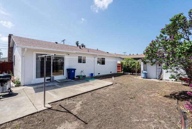 2347 Bennington Lane, Hayward CA: https://media.crmls.org/mediaz/ab3c9033-03b2-4ce5-9944-85c2c9ff0d33.jpg