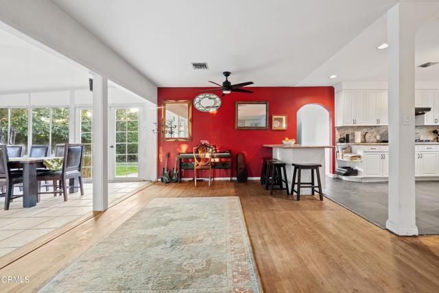 Detail Gallery Image 10 of 34 For 17350 Osborne St, –,  CA 91325 - 3 Beds | 2 Baths
