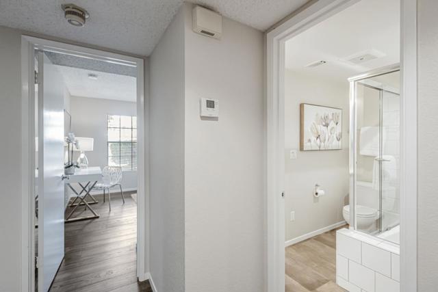 1689 Via Laguna, San Mateo CA: https://media.crmls.org/mediaz/ab3dc30c-5fdb-4411-b97f-6608b5b978b2.jpg