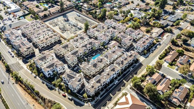 Detail Gallery Image 35 of 38 For 2317 Stardust, Escondido,  CA 92025 - 2 Beds | 2/1 Baths