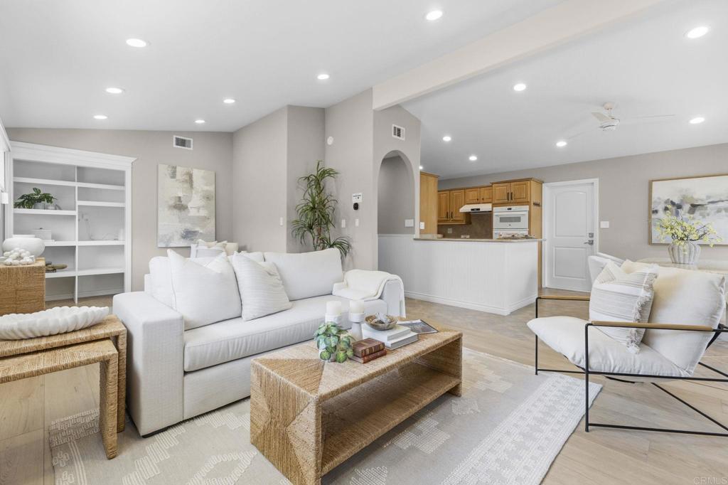 4259 Mount Henry - photo 3