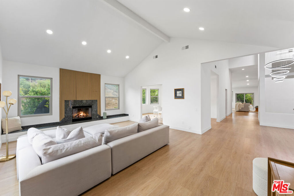 MLS #26841453 image #4