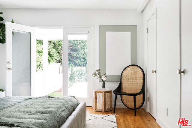 363 N Kings Road, Los Angeles CA: https://media.crmls.org/mediaz/ab40e33c-9794-48c0-9456-bd3c03d75006.jpg
