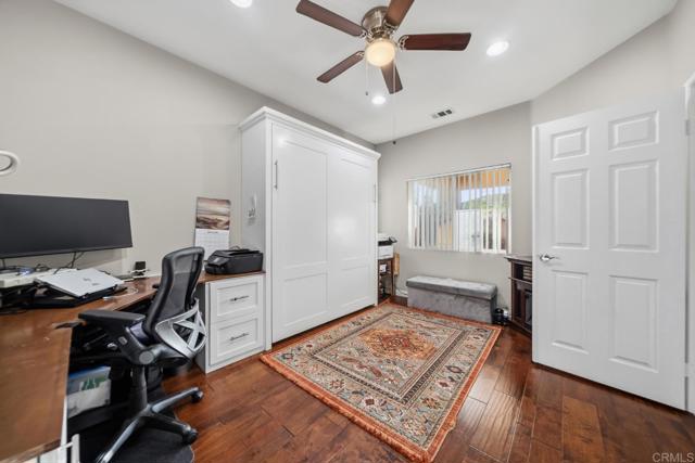 Detail Gallery Image 16 of 49 For 3146 Willow Tree Ln, Escondido,  CA 92027 - 3 Beds | 2 Baths