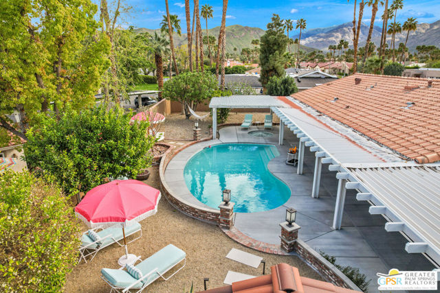 1334 S San Joaquin Drive, Palm Springs CA: https://media.crmls.org/mediaz/ab4179bb-2137-4720-bf8d-c07c1beb7256.jpg