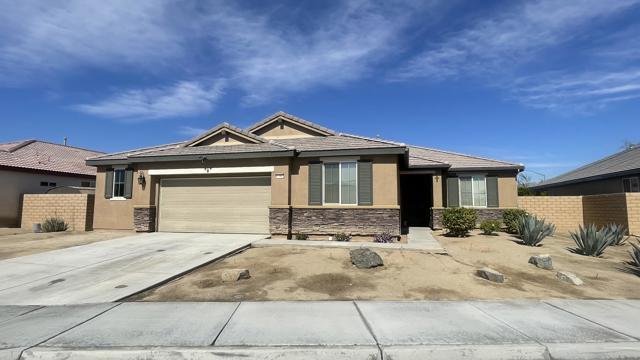 82982 Wheatley Court, Indio CA: https://media.crmls.org/mediaz/ab41bdec-a493-47f4-ba10-9c7bc967eb8b.jpg