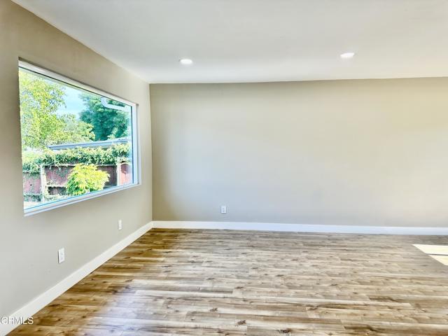 5063 Cypress Lane, Ventura CA: https://media.crmls.org/mediaz/ab41f97b-80b1-4a05-8cfc-2303e0dc87fc.jpg