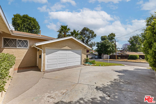 5013 Catalon Avenue photo 5