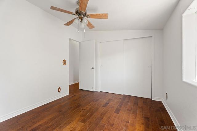 3511 Lakeview Dr, Julian CA: https://media.crmls.org/mediaz/ab4304ad-db38-4858-9ef2-4b96604586fb.jpg