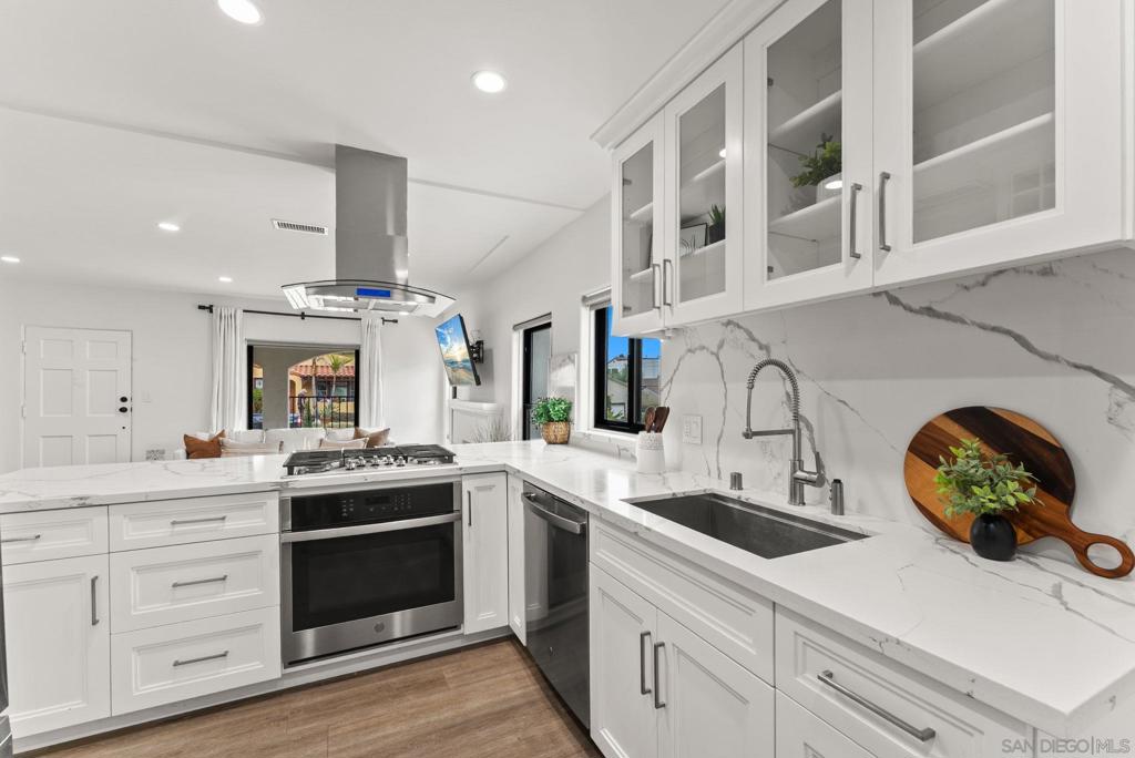 4592 Vista Street - photo 8