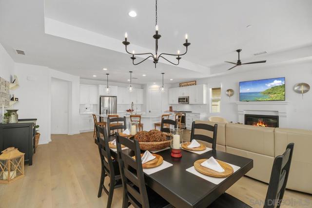 32082 Sedge Way, Temecula CA: https://media.crmls.org/mediaz/ab44af86-d310-47cb-8cd7-3b187ac6e1c8.jpg