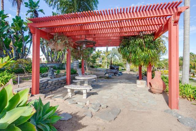 Detail Gallery Image 5 of 26 For 623 Quail Gardens Ln, Encinitas,  CA 92024 - 2 Beds | 2 Baths