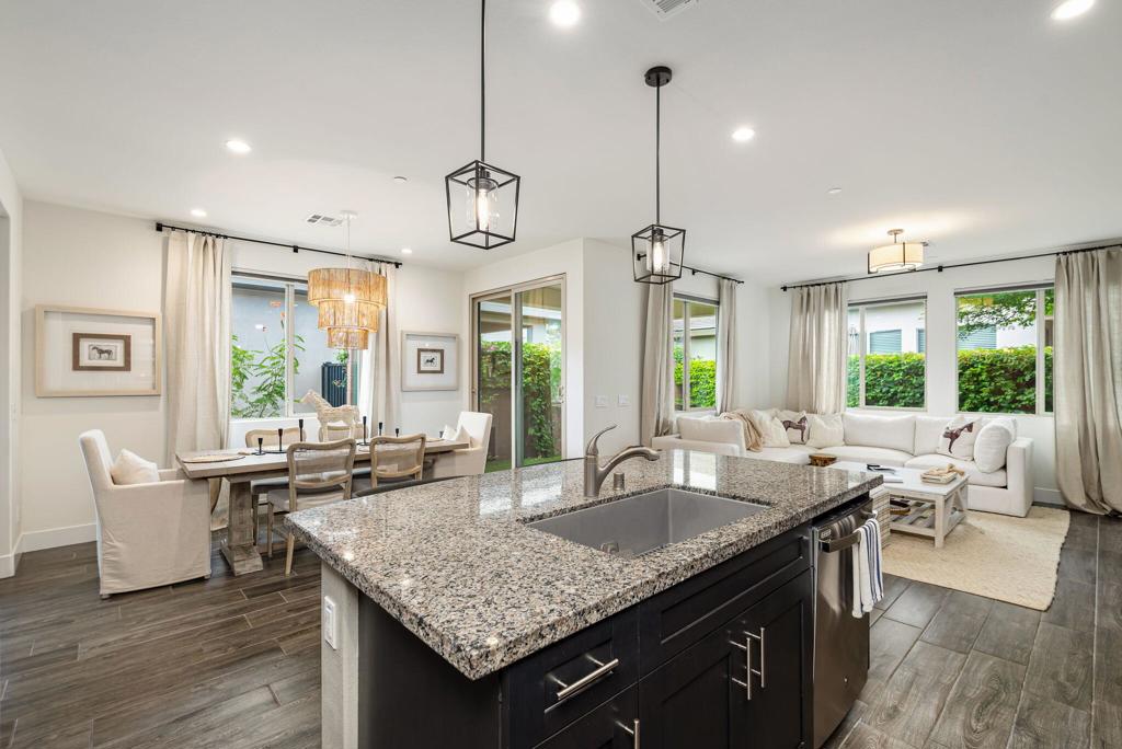 MLS #219136935DA image #15