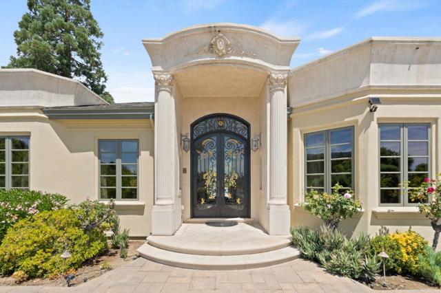 Image 4 of 59 For 12445 Hilltop Drive