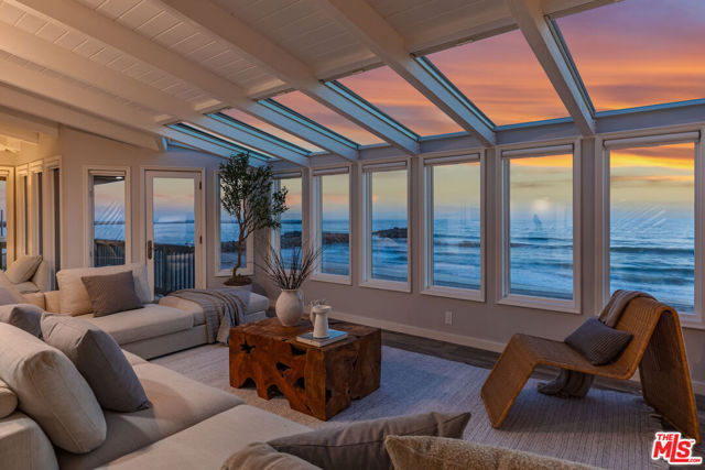 1448 Nathan Lane, Ventura CA: https://media.crmls.org/mediaz/ab4623e5-d07c-411c-9d94-daf090c05676.jpg