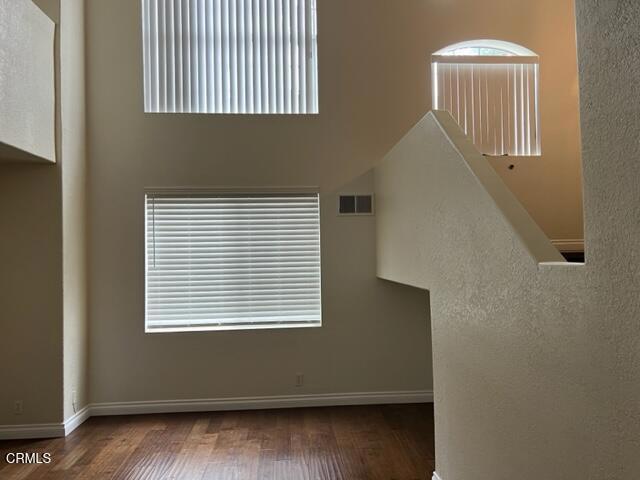 1112 Oyster Place, Oxnard CA: https://media.crmls.org/mediaz/ab472d84-c3b9-474b-8c09-c927c13ddf6c.jpg