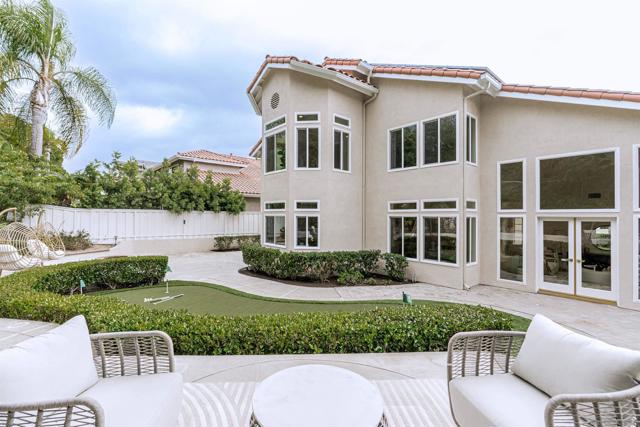 4436 Heritage Glen, San Diego CA: https://media.crmls.org/mediaz/ab48ba72-1338-478d-9b36-69f03bc4f59a.jpg