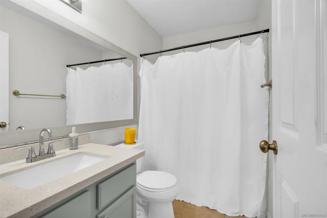 3566 Sunset Ln, San Diego CA: https://media.crmls.org/mediaz/ab48d800-bb78-4dfa-8b26-cd339af837af.jpg